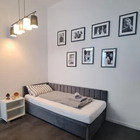 Jezza Apartment *